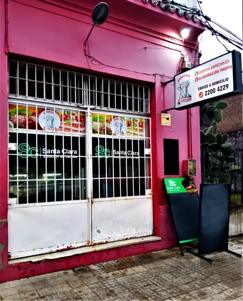Frente de Carniceria el Compadre