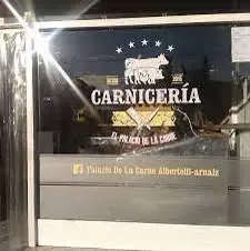 Frente de Palacio de la Carne en Tomás Diago 661